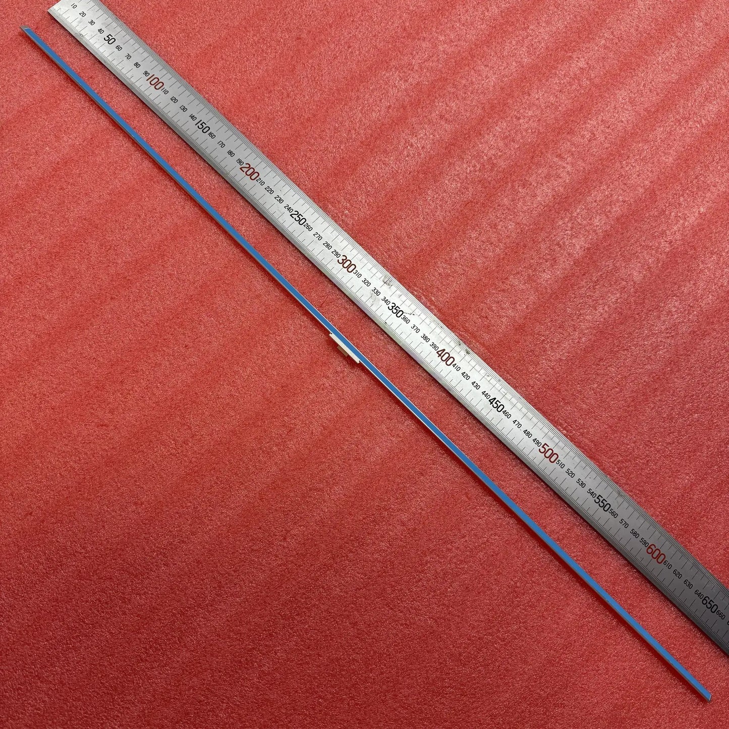 KDL-32WE610, KDL-32RE400, KDL-32WE613, KDL-32WE615, KDL-32RE403 BANDE LED