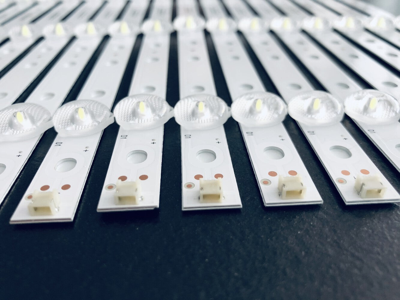 650TV02 V3 CX-65S03E01