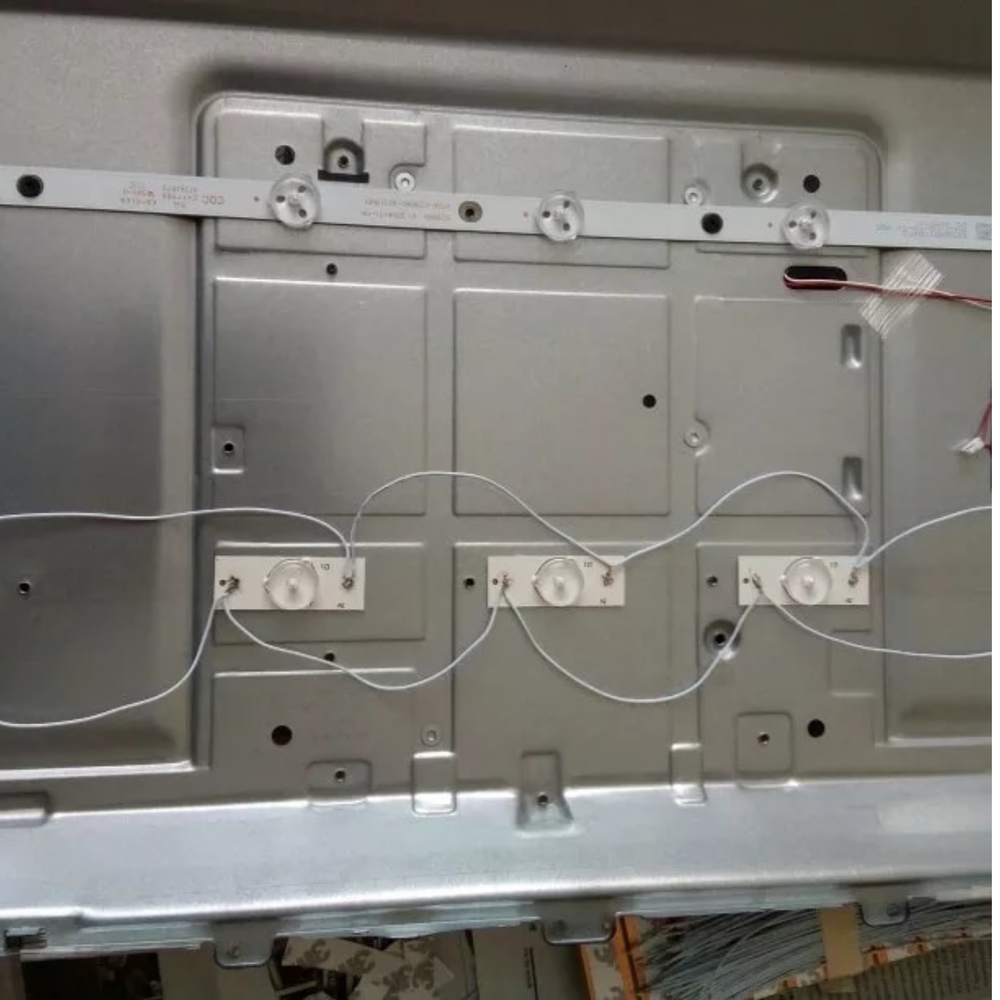 LED DE REPARATION RETROECLAIRAGE TV 3V OU 6V + FIL A SOUDER