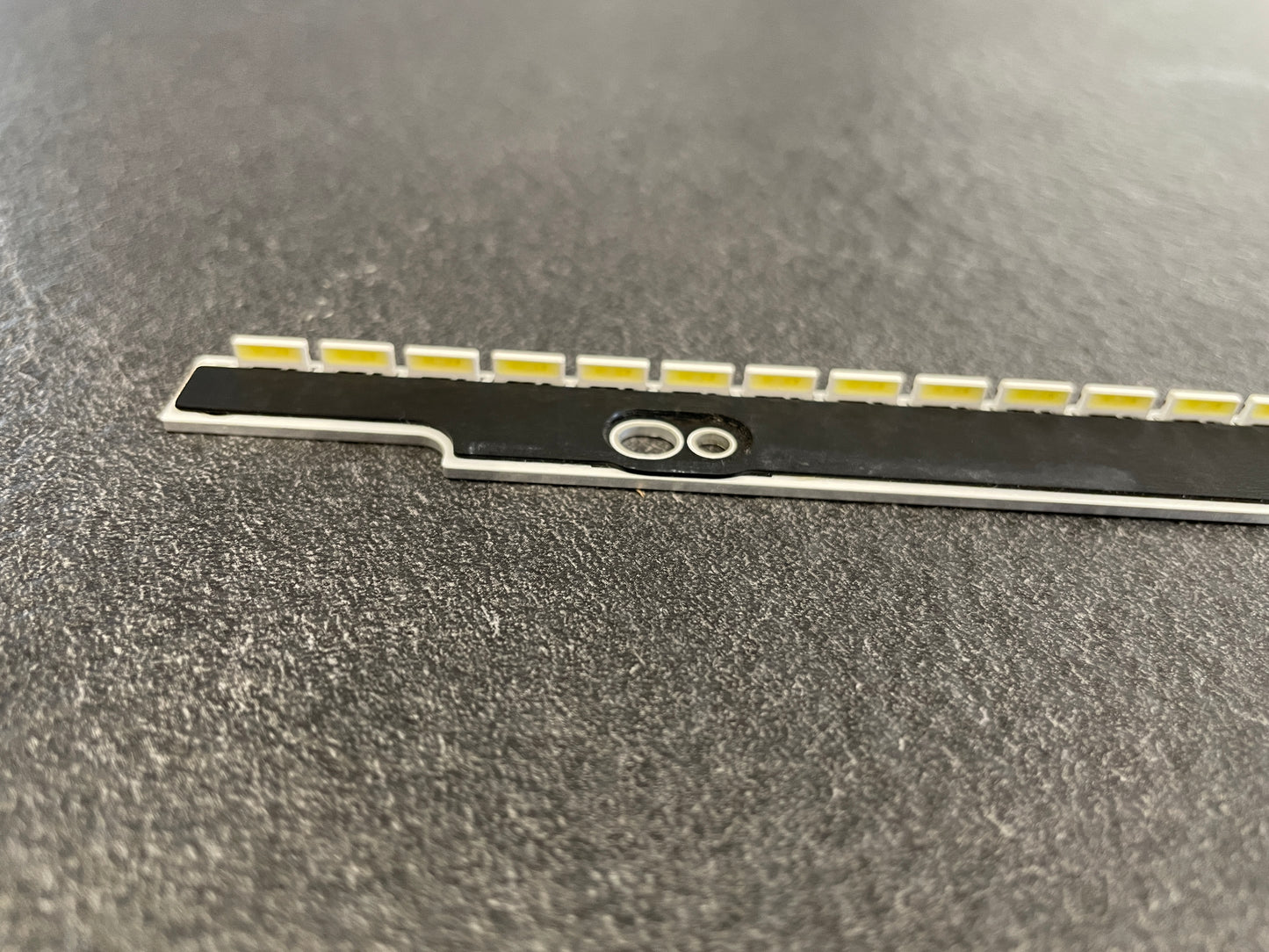 V3LE-550SMA-R4 BN96-25447A