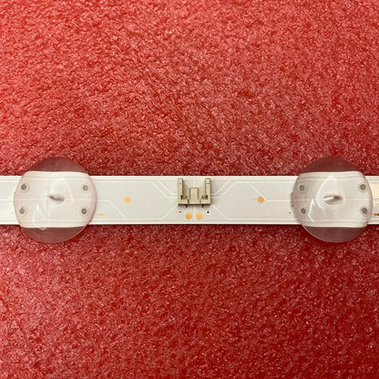 Détail connecteur barre LED LG 32 pouces SSC_32LJ61 rétroéclairage 32LJ519U