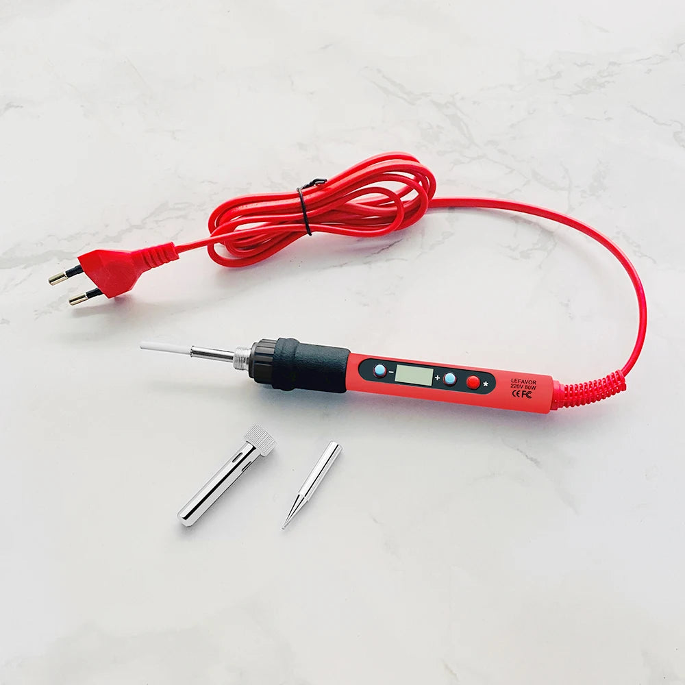 Fer à souder 936R avec son câble rouge et deux pannes de rechange