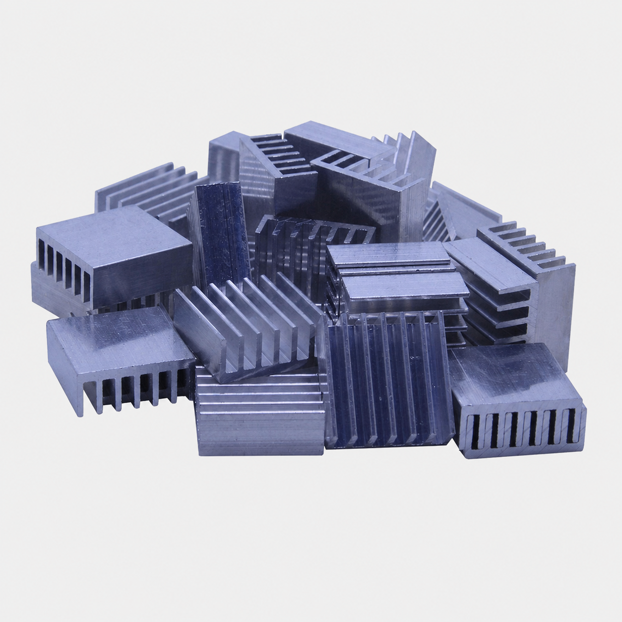 Dissipateurs thermiques aluminium 14×14×6mm – lot de 10 pièces
