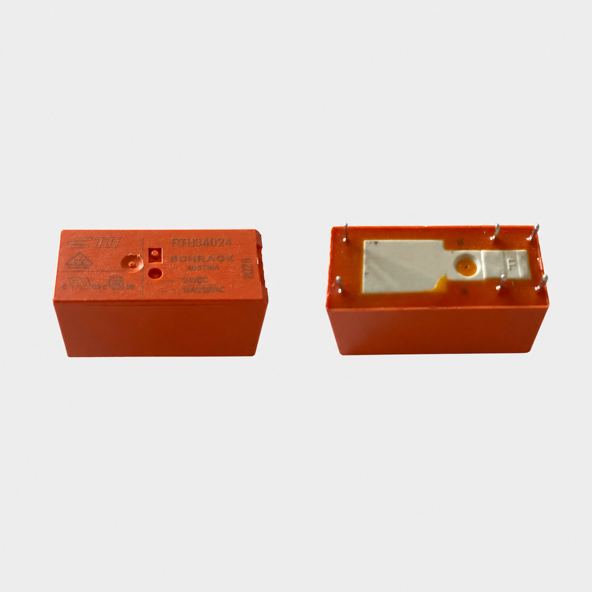 Relais de puissance RTH34024 – 12V DC, 16A, 6 broches